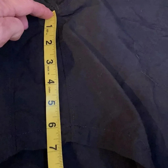 The North Face 7” pull on adventure shorts, Black Men’s size XL - Picture 7 of 11